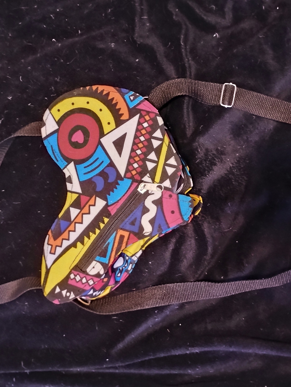 Colorful Geometric Heart Crossbody Bag - Multicolor